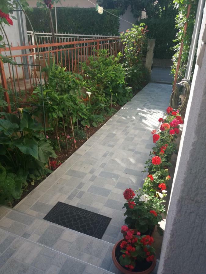 Apartman J&M ซาดาร์ ภายนอก รูปภาพ